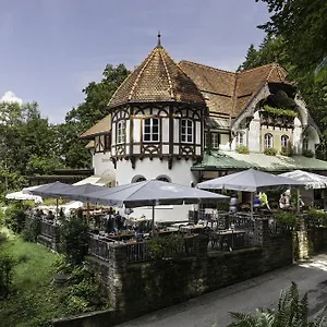 招待所 纽施瓦斯泰恩城堡餐厅, 旧天鹅堡